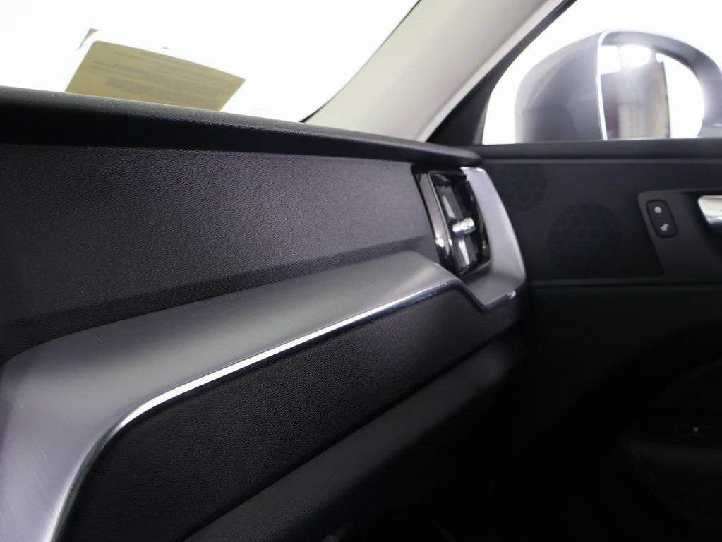 used 2020 Volvo XC60 car, priced at $24,490