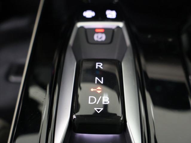 new 2025 Audi Q6 e-tron car, priced at $77,880