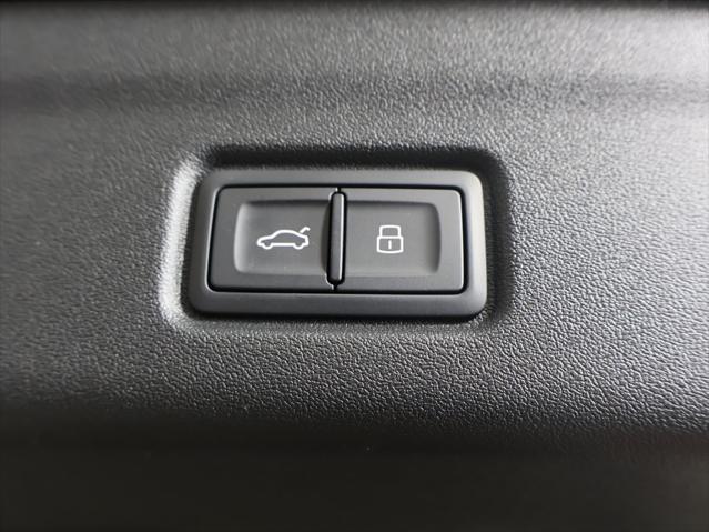 new 2025 Audi Q6 e-tron car, priced at $77,880