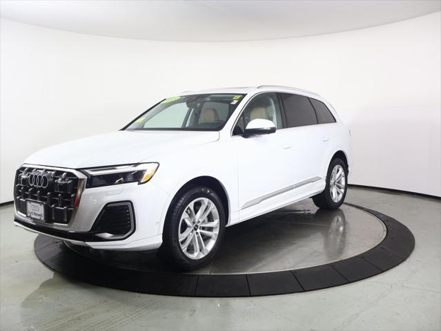 used 2025 Audi Q7 car, priced at $61,990