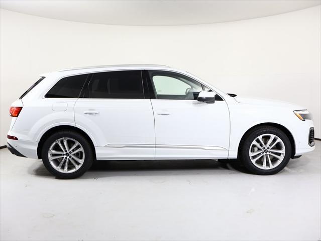 new 2025 Audi Q7 car, priced at $81,780