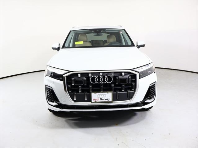 new 2025 Audi Q7 car, priced at $81,780
