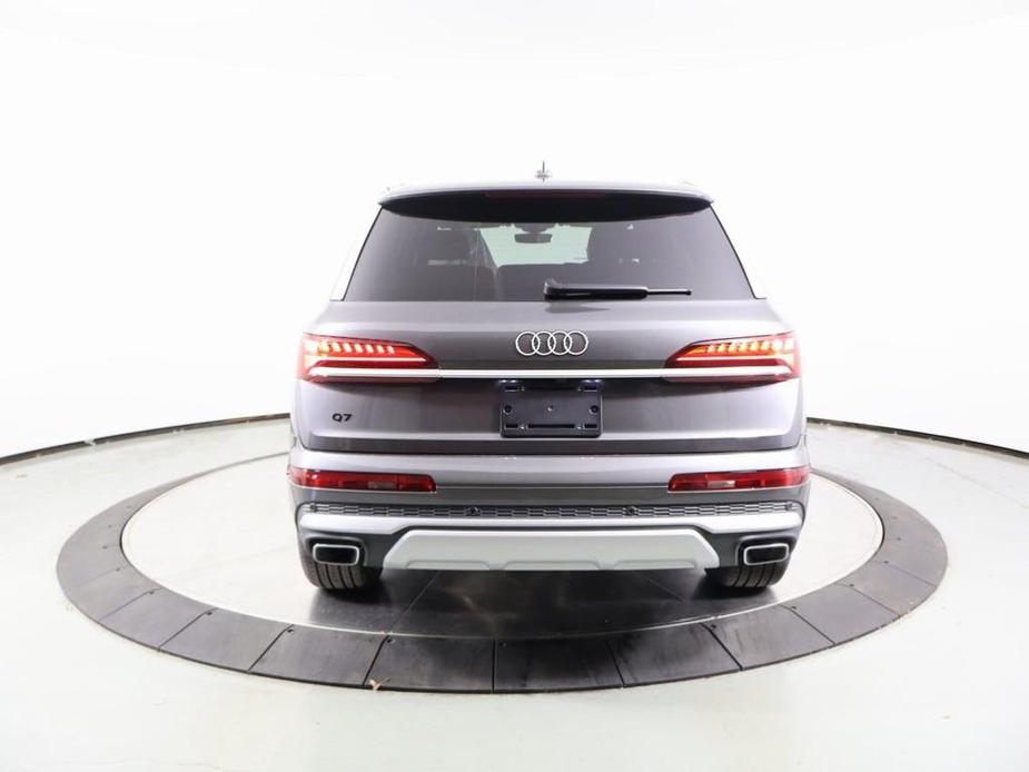 new 2025 Audi Q7 car, priced at $65,650