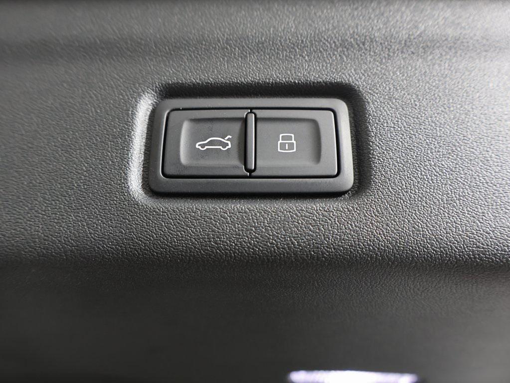 new 2025 Audi Q6 e-tron car, priced at $74,450