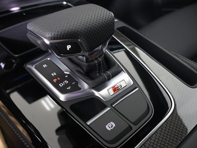 new 2025 Audi SQ5 car, priced at $72,870