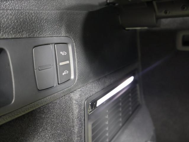 new 2025 Audi SQ5 car, priced at $72,870