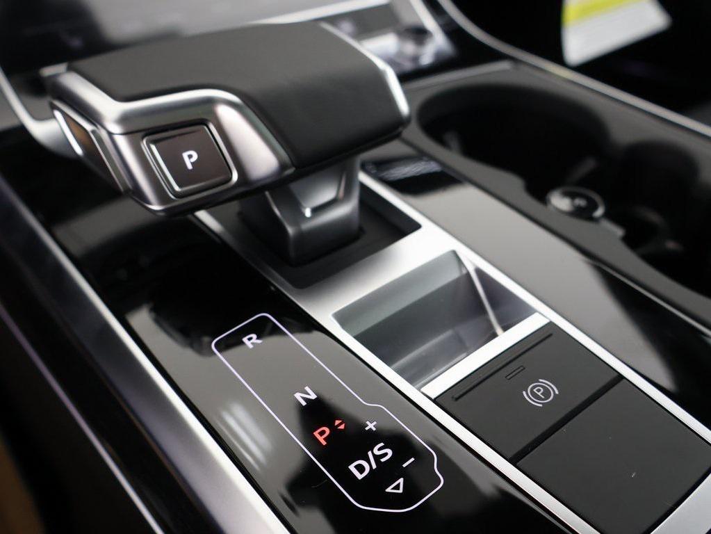 new 2026 Audi Q7 car, priced at $68,045