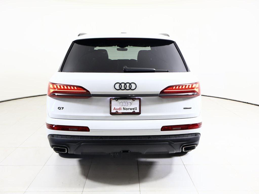 new 2026 Audi Q7 car, priced at $68,045