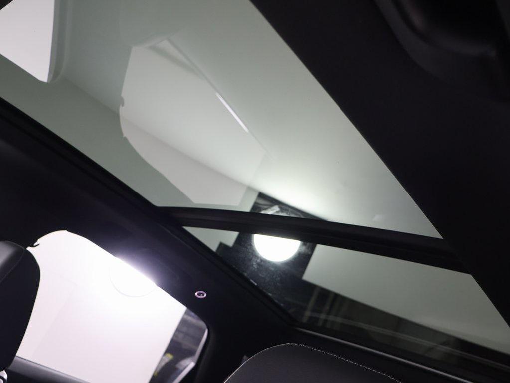 new 2026 Audi Q7 car, priced at $68,045