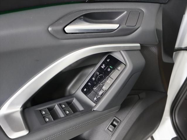 new 2025 Audi Q5 car, priced at $61,105