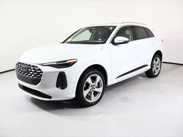 new 2025 Audi Q5 car, priced at $61,105