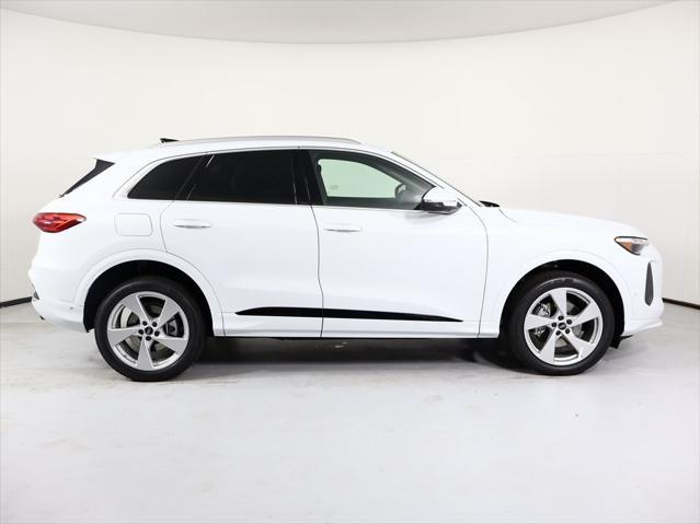 new 2025 Audi Q5 car, priced at $61,105