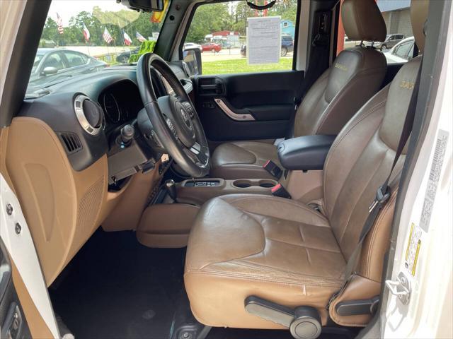 used 2015 Jeep Wrangler Unlimited car, priced at $18,888