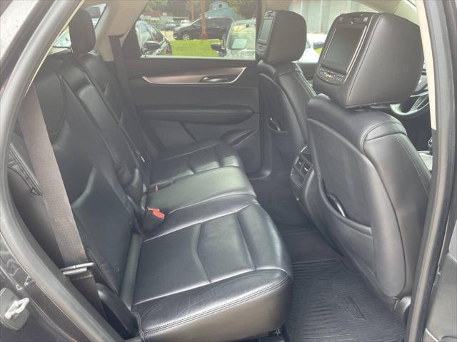 used 2017 Cadillac XT5 car, priced at $14,444