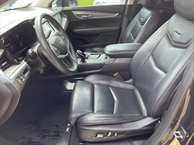 used 2017 Cadillac XT5 car, priced at $14,444