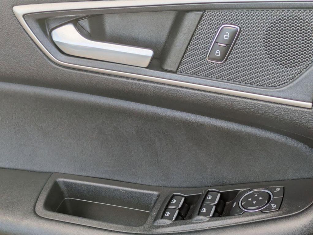 used 2022 Ford Edge car, priced at $27,295