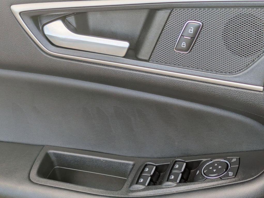 used 2022 Ford Edge car, priced at $27,295