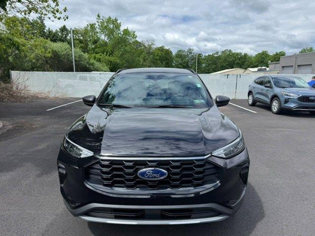 used 2025 Ford Escape car, priced at $31,495