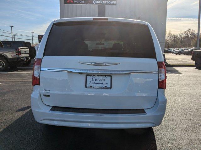 used 2016 Chrysler Town & Country car, priced at $11,595