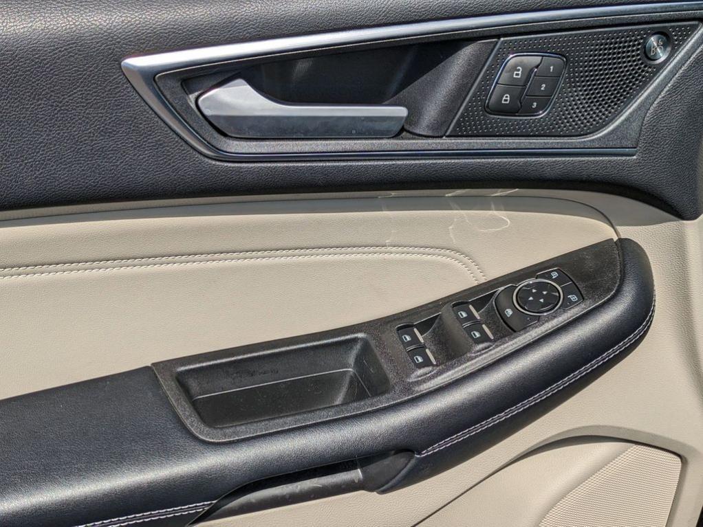 used 2022 Ford Edge car, priced at $31,995