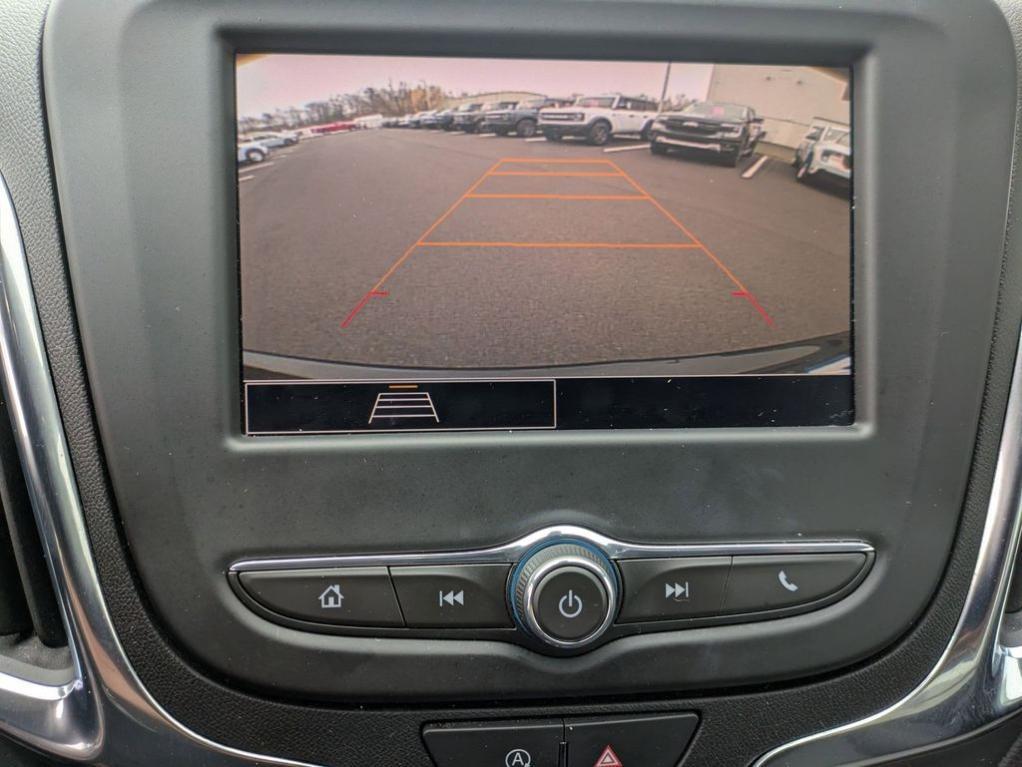 used 2023 Chevrolet Equinox car, priced at $20,195