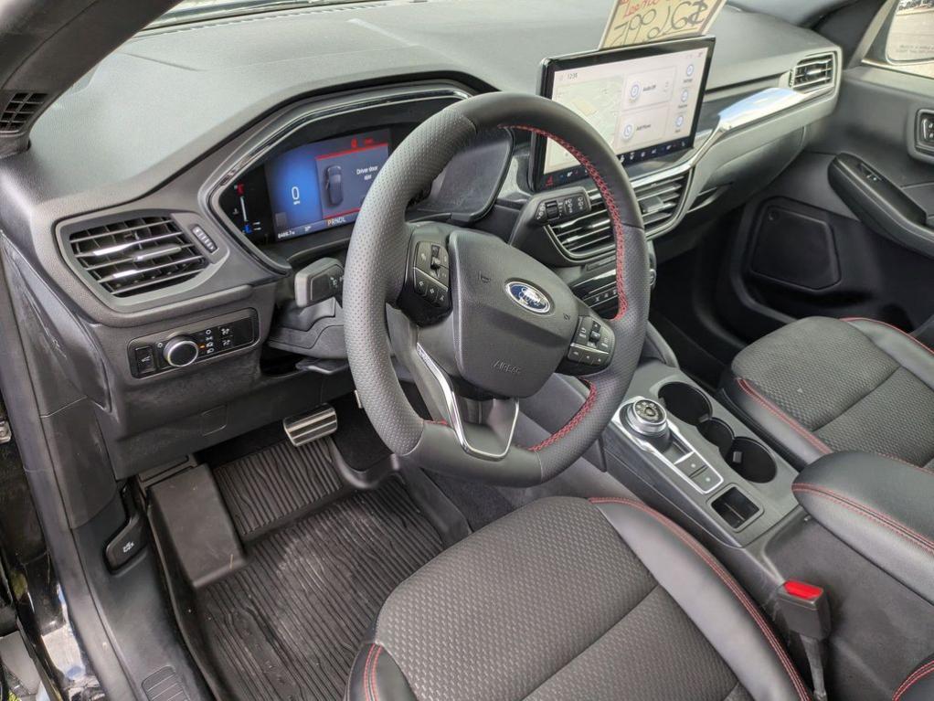 used 2023 Ford Escape car, priced at $26,995