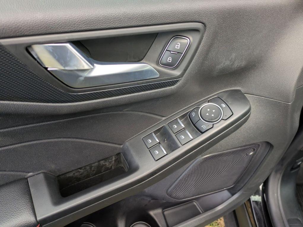 used 2023 Ford Escape car, priced at $26,995