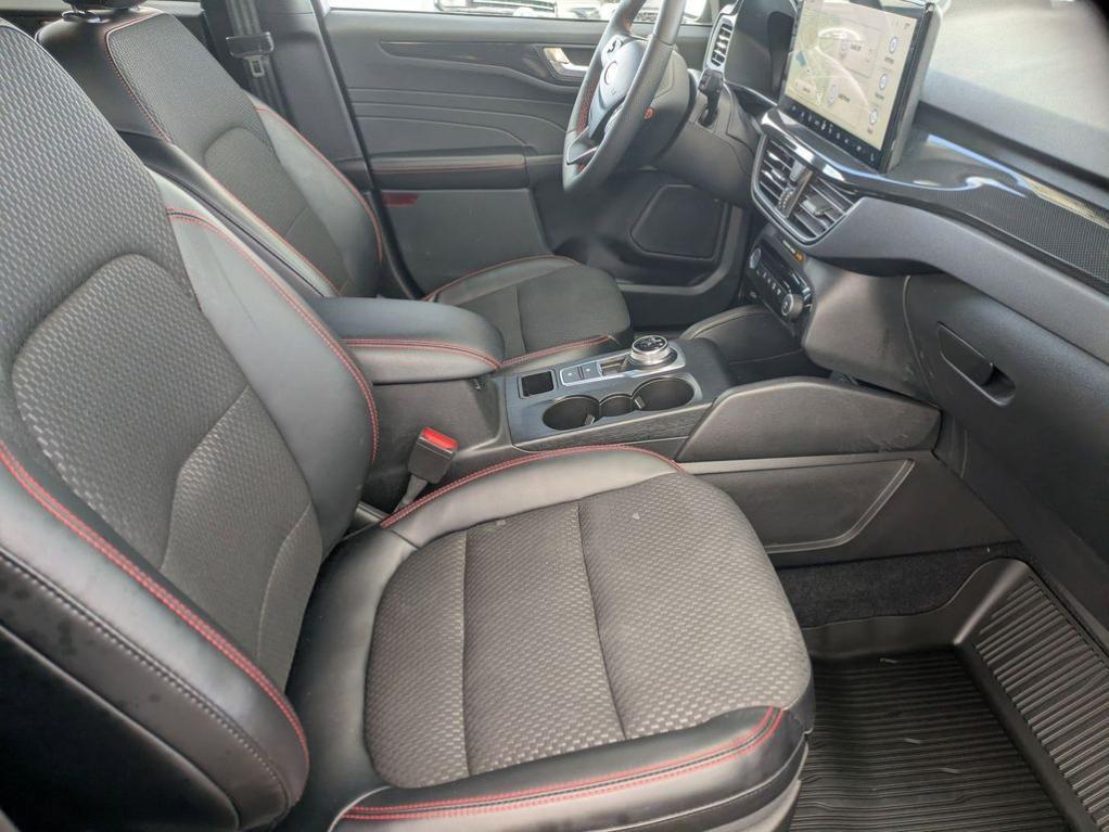 used 2023 Ford Escape car, priced at $26,995