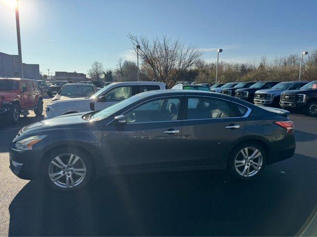 used 2013 Nissan Altima car, priced at $9,995