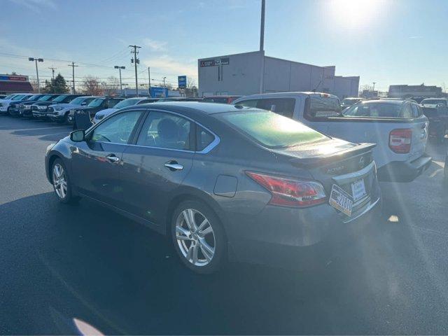 used 2013 Nissan Altima car, priced at $9,995