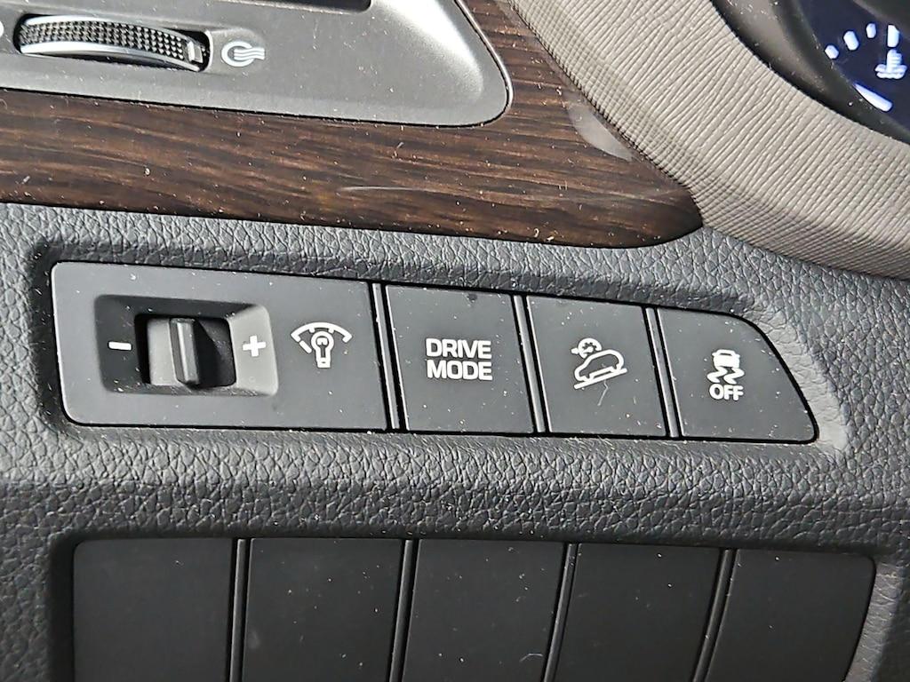 used 2019 Hyundai Santa Fe XL car, priced at $19,998