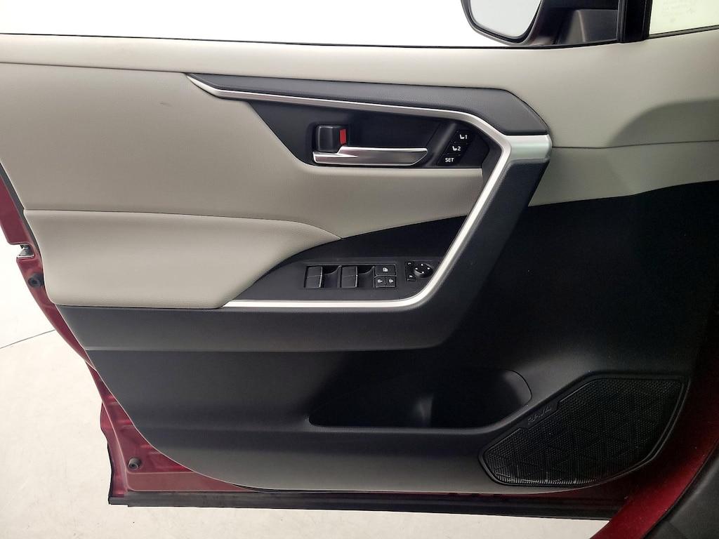 used 2019 Toyota RAV4 car, priced at $29,998