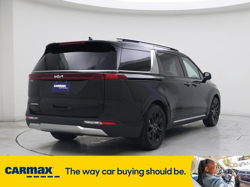 used 2023 Kia Carnival car, priced at $43,998