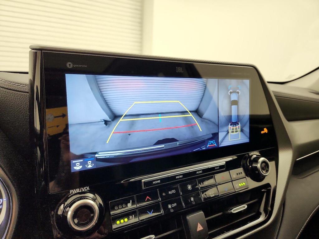used 2022 Toyota Highlander car, priced at $46,998