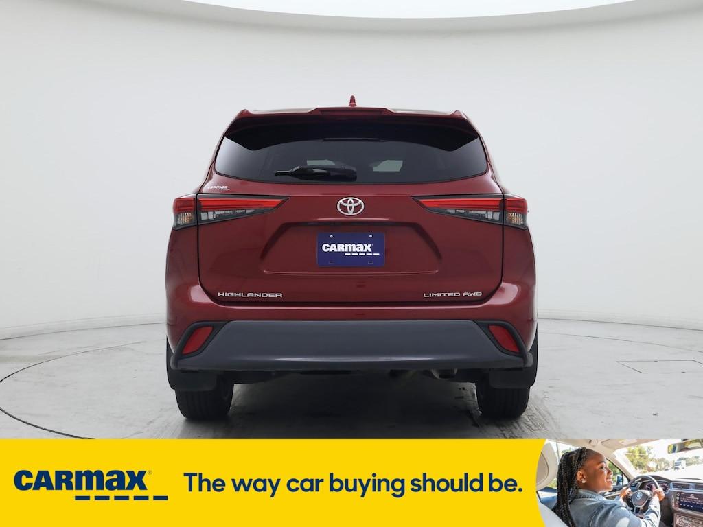 used 2023 Toyota Highlander car, priced at $42,998