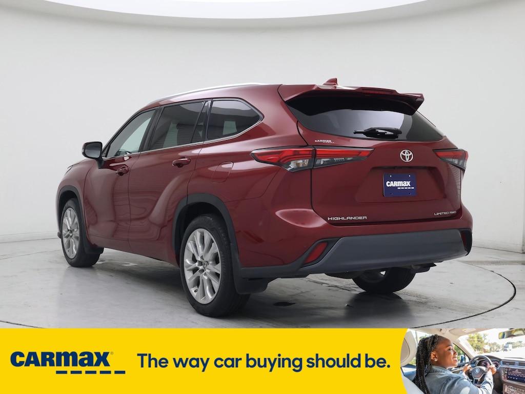 used 2023 Toyota Highlander car, priced at $42,998