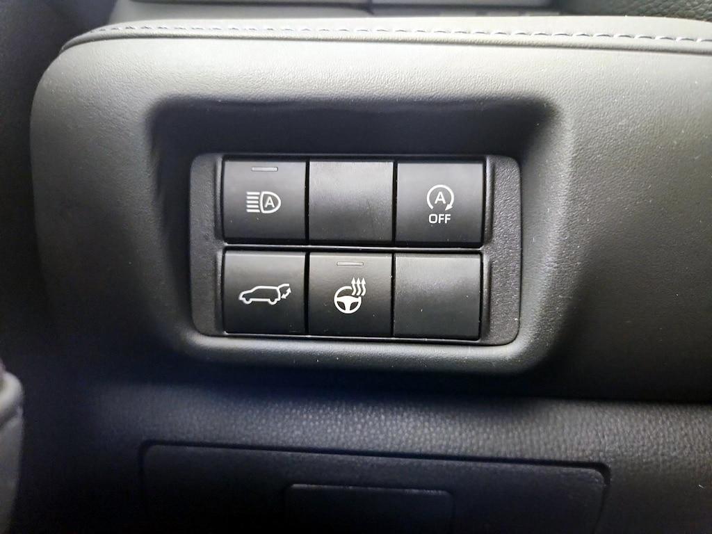 used 2023 Toyota Highlander car, priced at $42,998