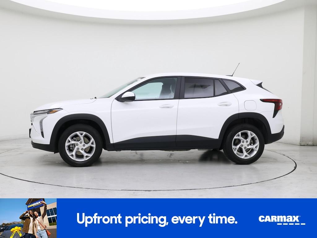 used 2024 Chevrolet Trax car, priced at $20,998