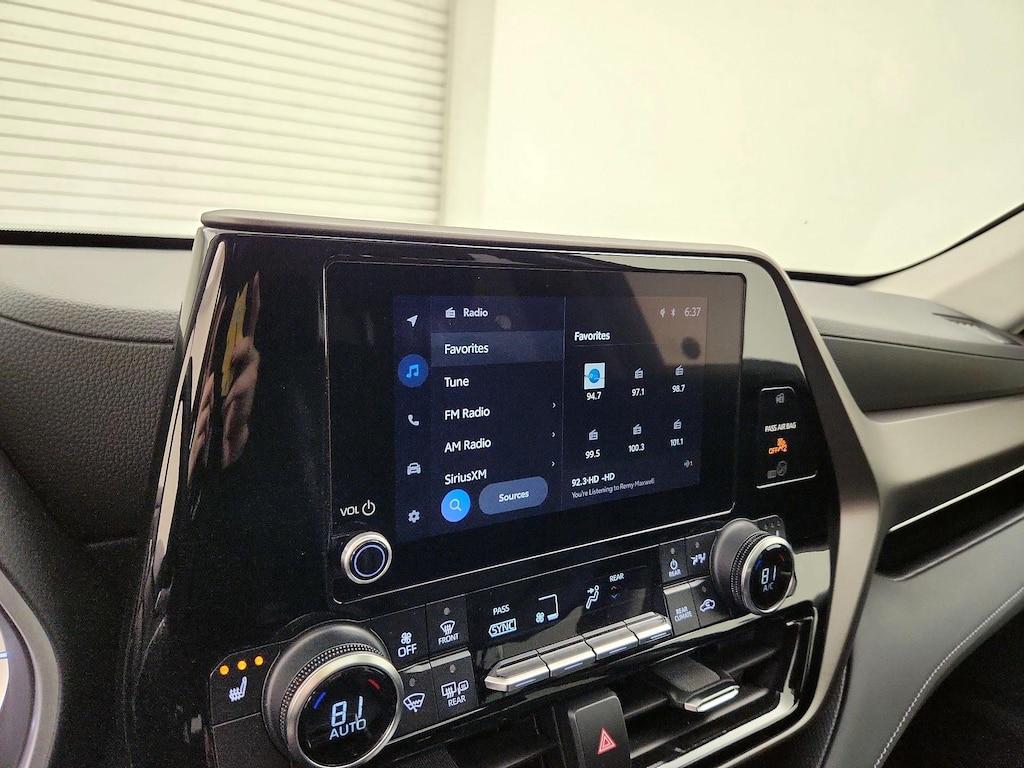 used 2023 Toyota Highlander car, priced at $37,998