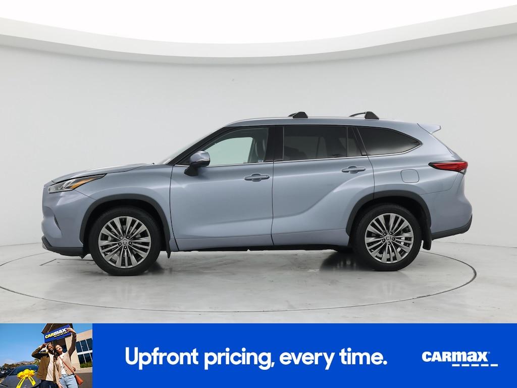 used 2021 Toyota Highlander car, priced at $36,998