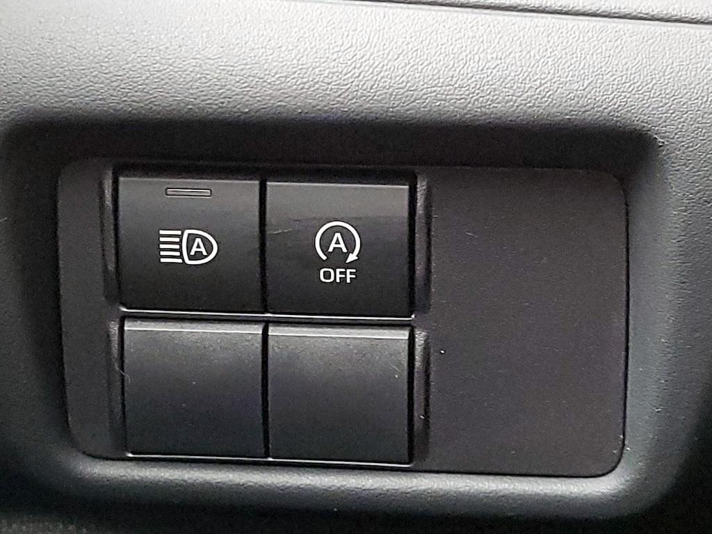 used 2023 Toyota Highlander car, priced at $27,998