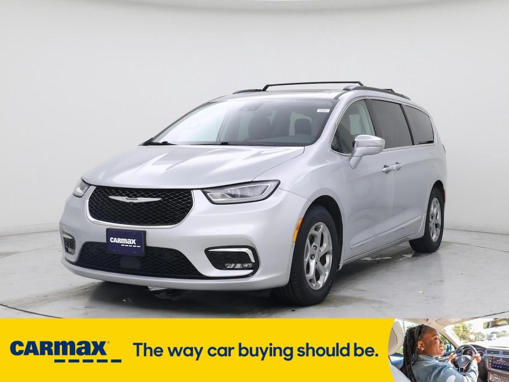 used 2022 Chrysler Pacifica car, priced at $25,998