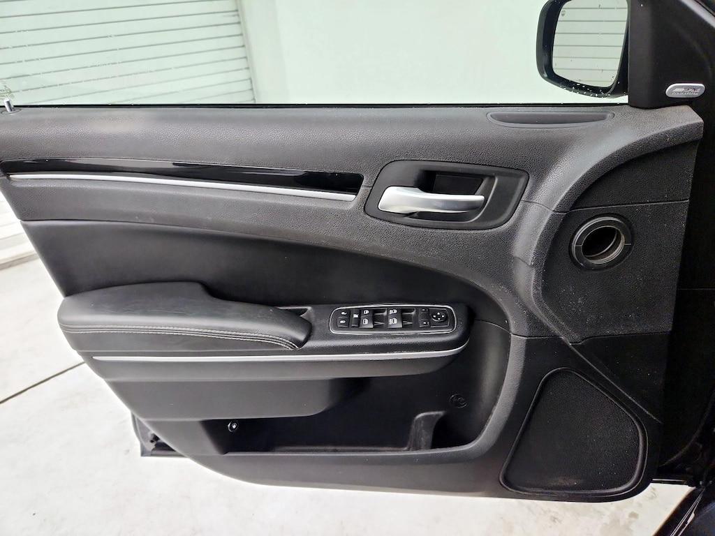 used 2019 Chrysler 300 car, priced at $18,998