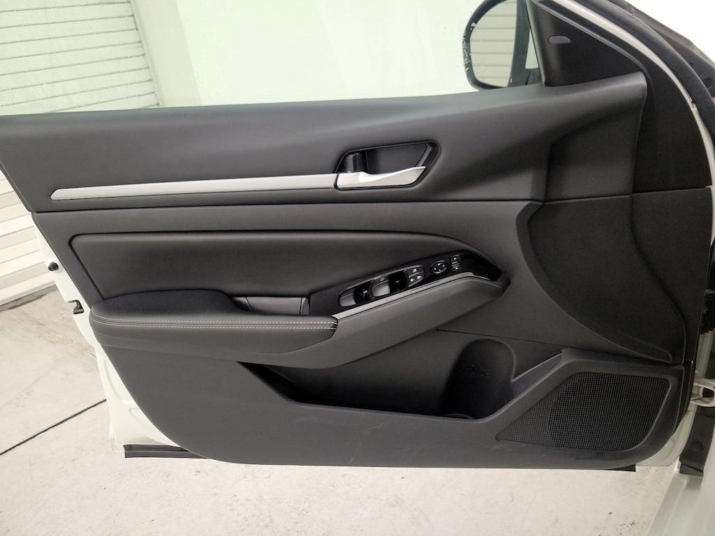 used 2023 Nissan Altima car, priced at $18,998