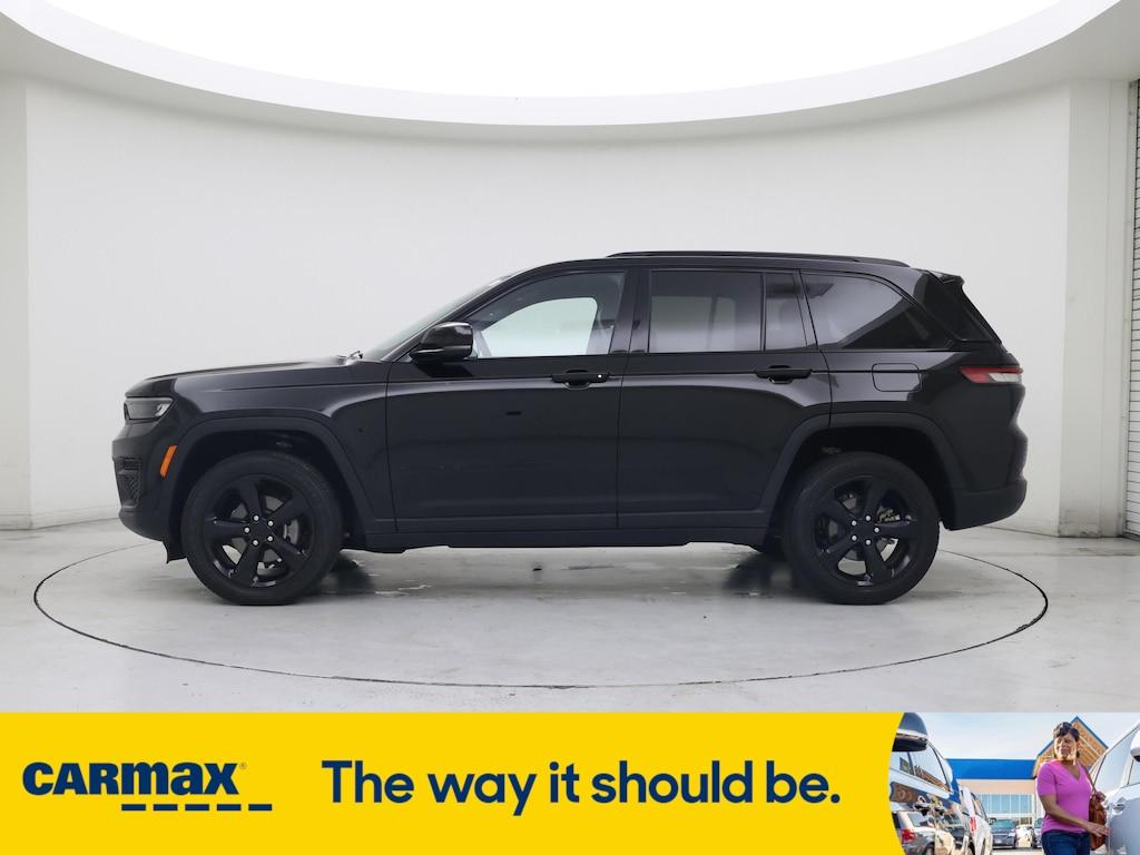 used 2022 Jeep Grand Cherokee car, priced at $34,998