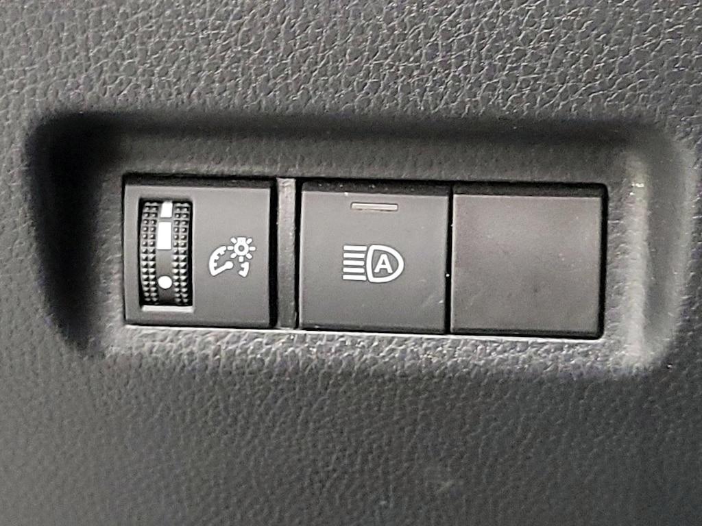 used 2022 Toyota RAV4 car, priced at $27,998