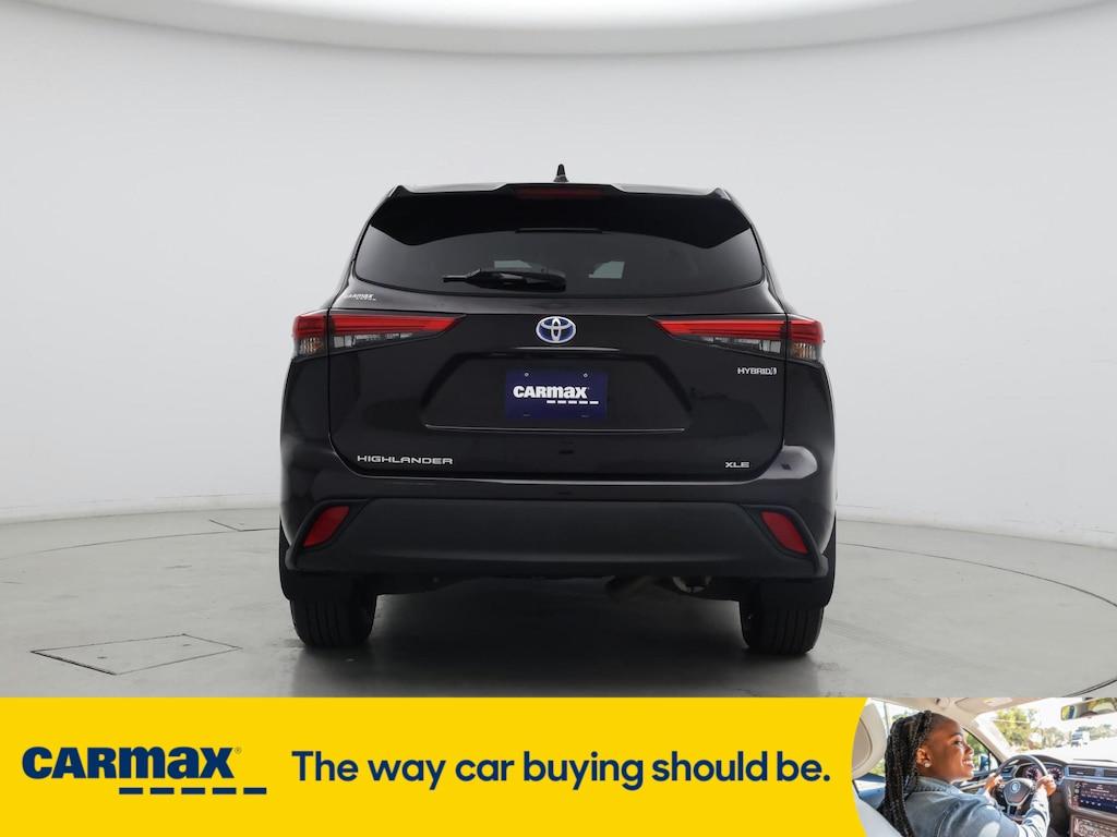 used 2021 Toyota Highlander Hybrid car, priced at $36,998