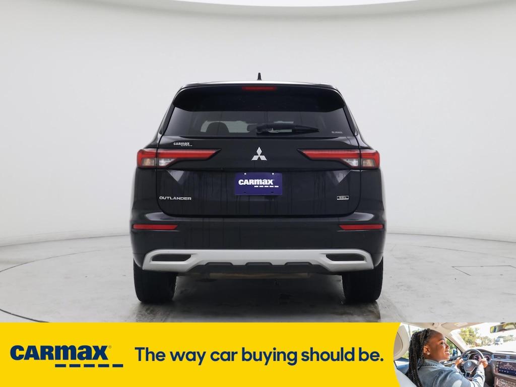 used 2022 Mitsubishi Outlander car, priced at $25,998