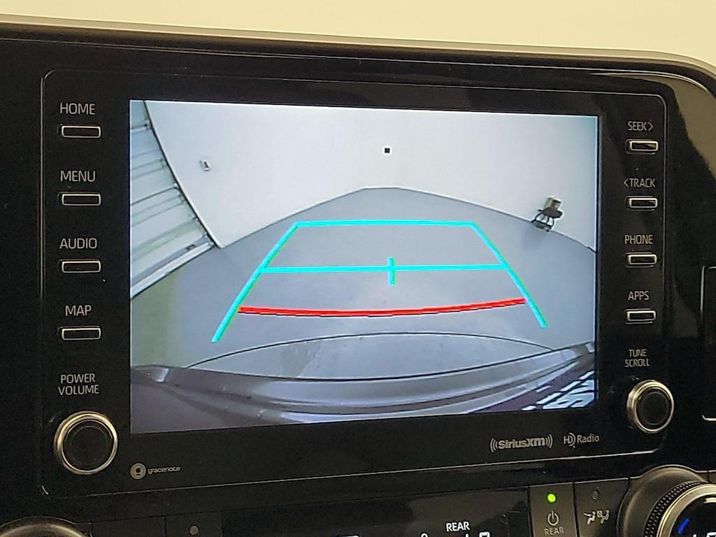 used 2022 Toyota Highlander car, priced at $39,998