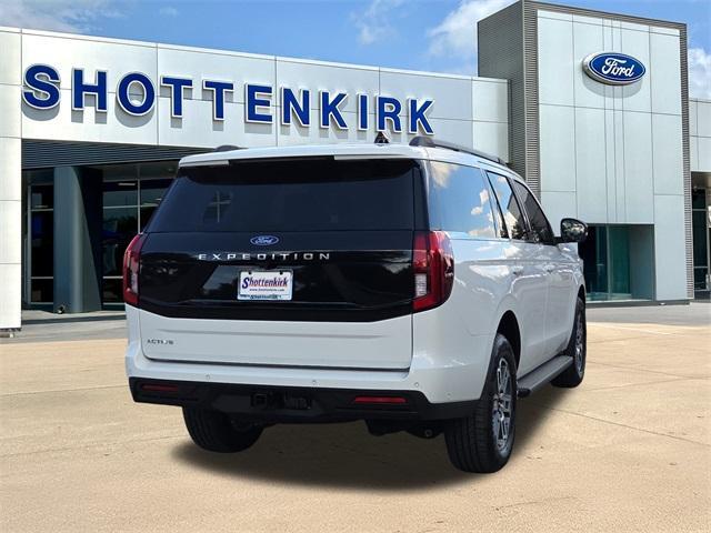 new 2025 Ford Expedition car, priced at $67,053